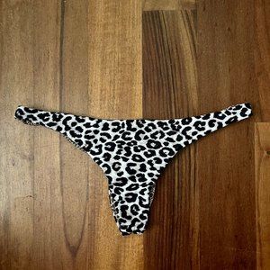 Acacia leopard axel bottoms